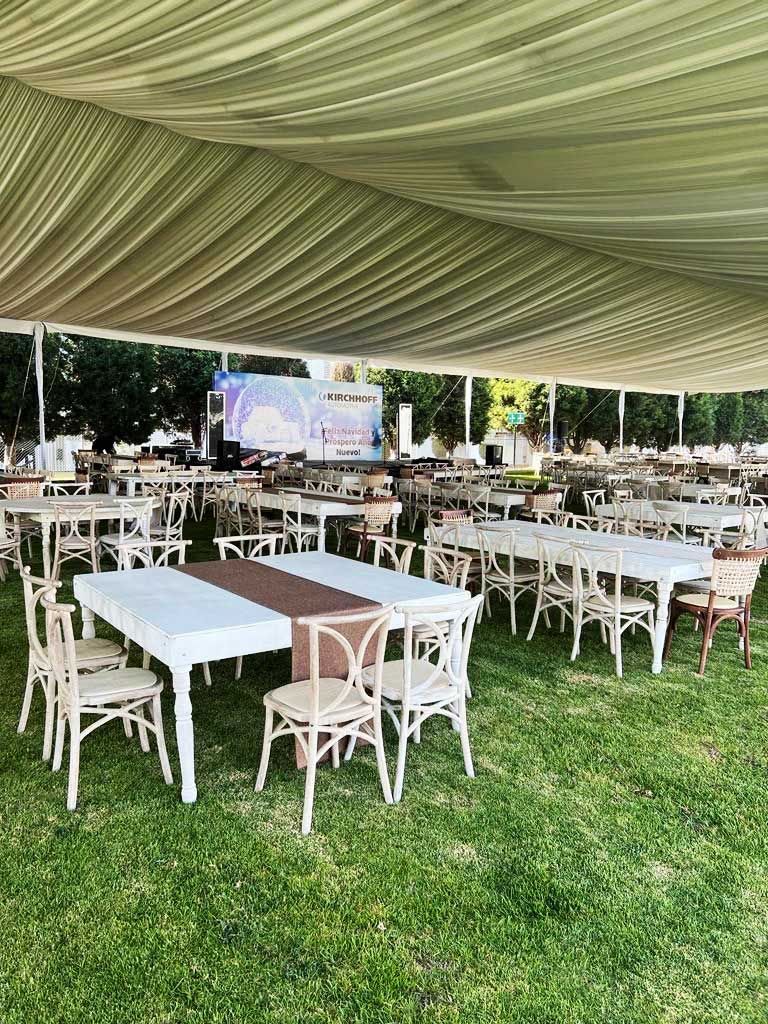 Mobiliario para evento al aire libre